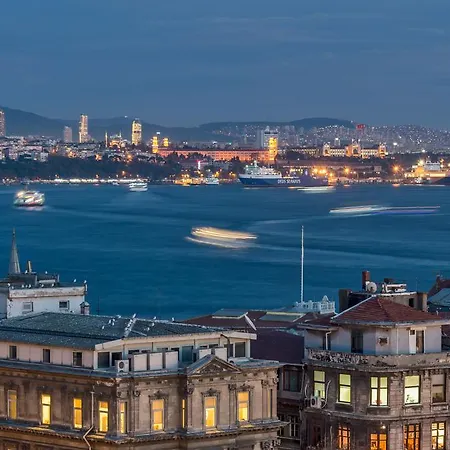 Galata La Bella Стамбул