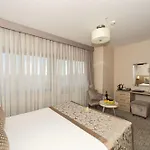Galata La Bella 4*